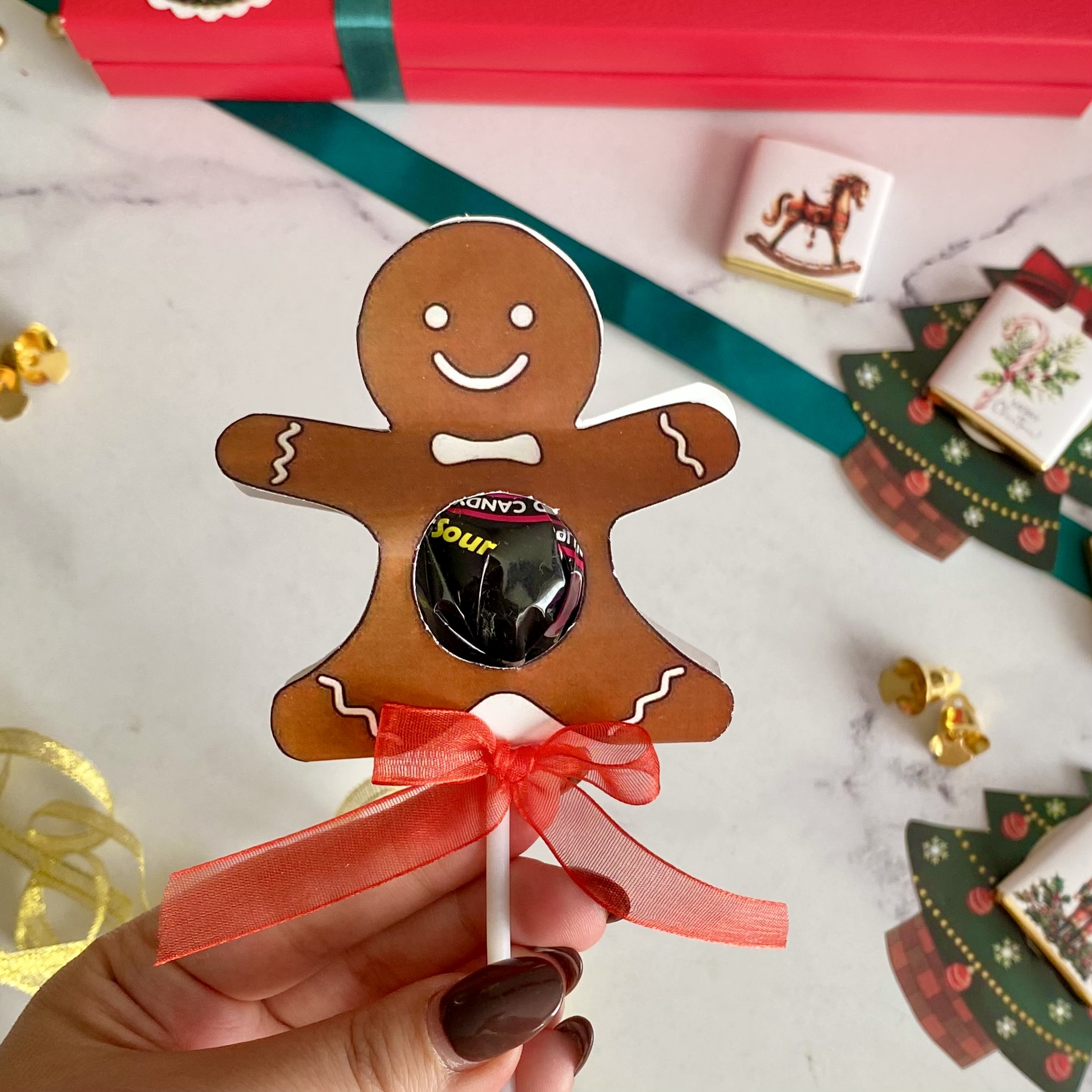 گیفت آبنبات چوبی با طرح کوکی