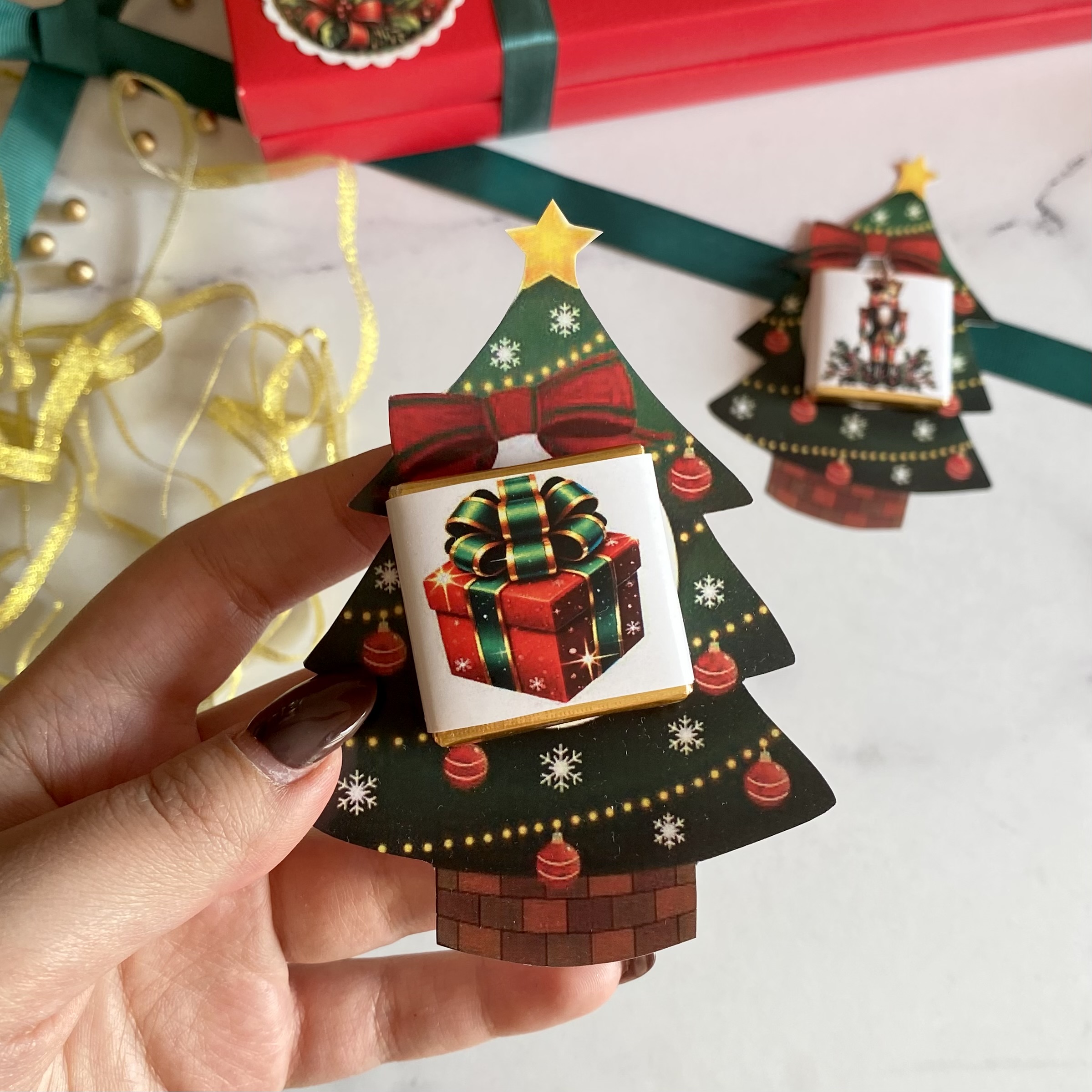 گیفت کارت درخت کریسمس با شکلات